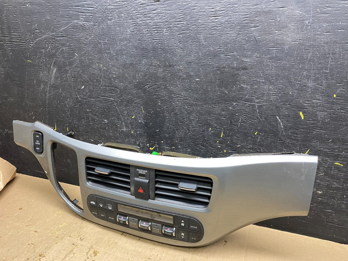 2005 to 2010 Honda Odyssey Radio Climate Control Dash Trim Bezel U5792 DG2