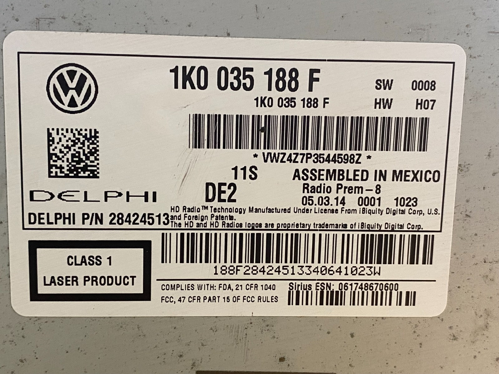 2011 to 2015 Volkswagen Passat Jetta Radio CD Player AM/FM Media AF3973 DW6