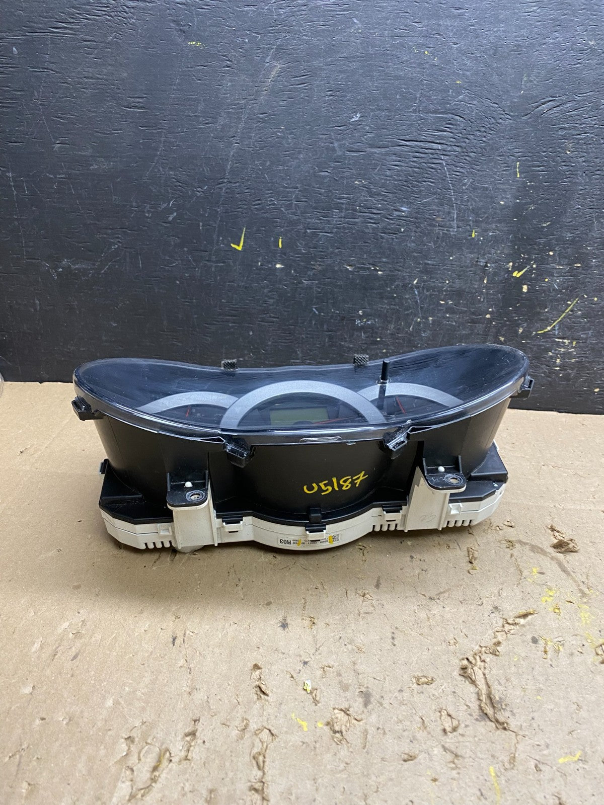 2010 to 2012 Toyota Rav4 Speedometer Instrument Gauge Cluster U5187 DG4