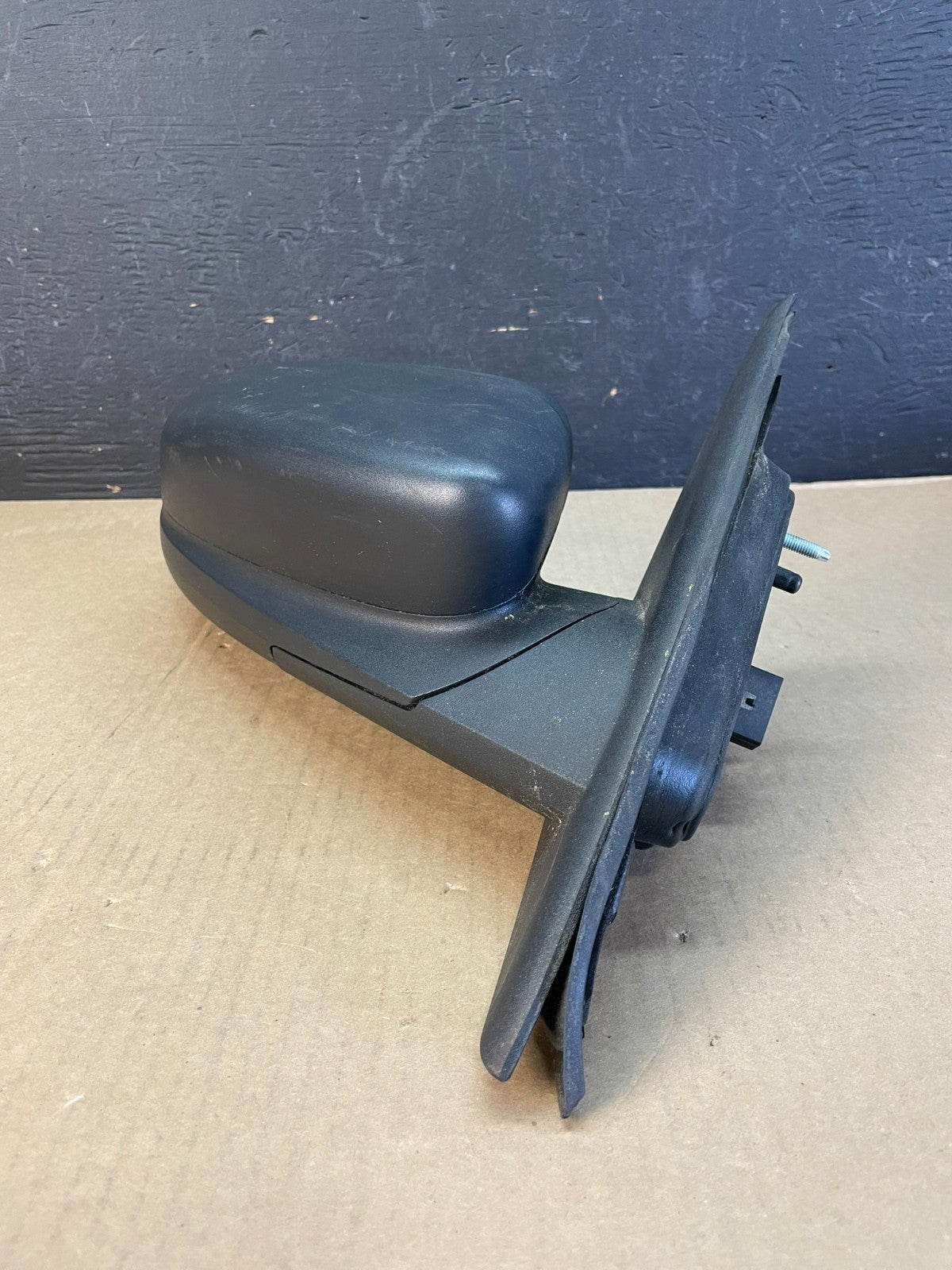 2010 to 2018 Ford Taurus Right Passenger View Door Mirror AD5542 DW1