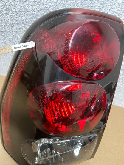 2002 to 2009 Chevrolet Trailblazer Left Driver LH Side Tail Light AB9949 DW4