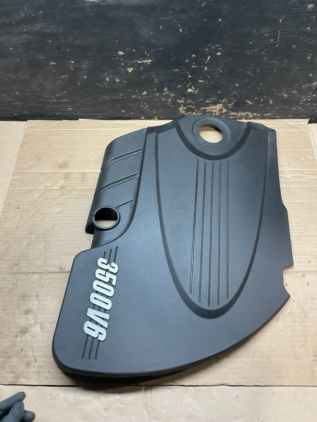 2006 2011 Chevrolet Impala V6 VVT Engine Cover Shield OEM V2790 DG2