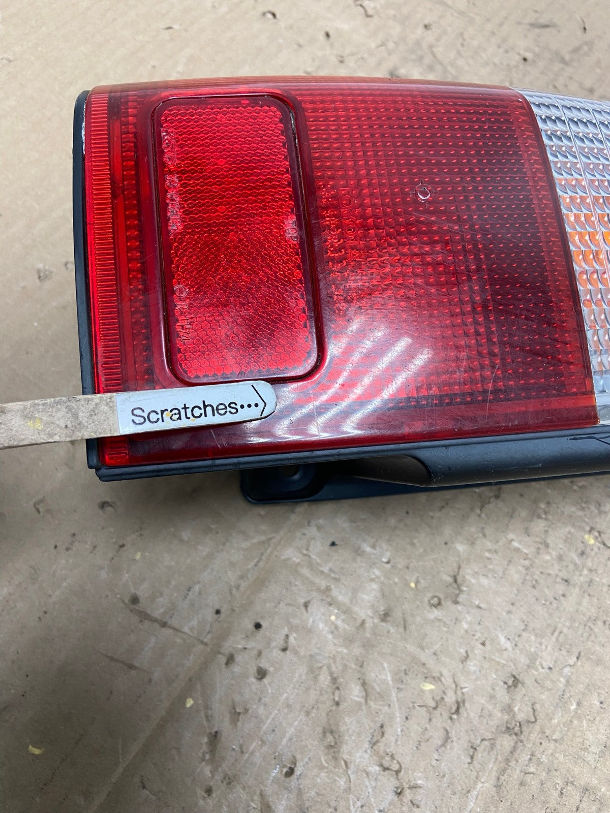1996 to 2000 Toyota 4Runner Left Driver LH Side Tail Light OEM AC0325 LK3