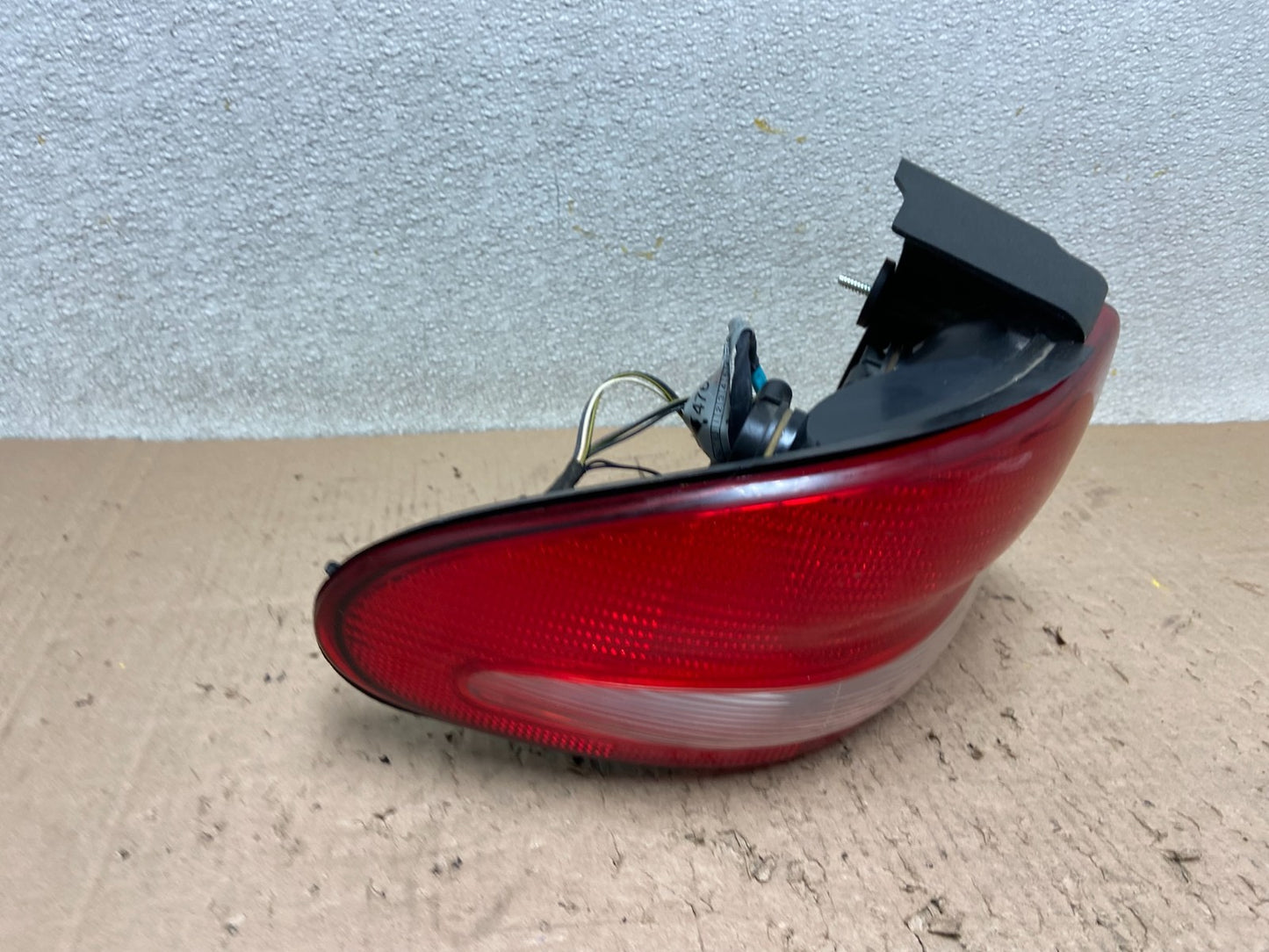 1993 to 1997 Chrysler Concorde Left Driver LH Side Tail Light OEM Y0566 GD2