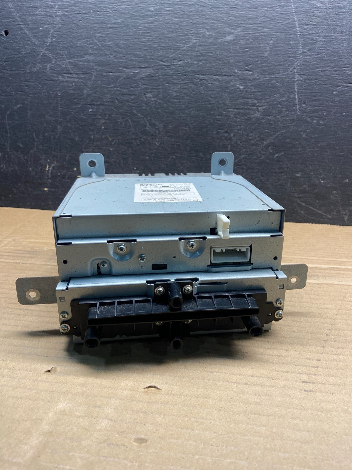 2006 Subaru Tribeca CD Player Radio Receiver Control AE2533 DG0