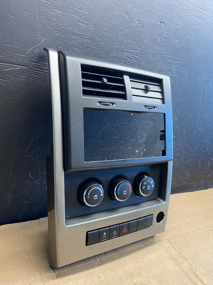 2008 to 2012 Jeep Liberty Dash Climate Temperature Control Radio Bezel AD7254 DG2