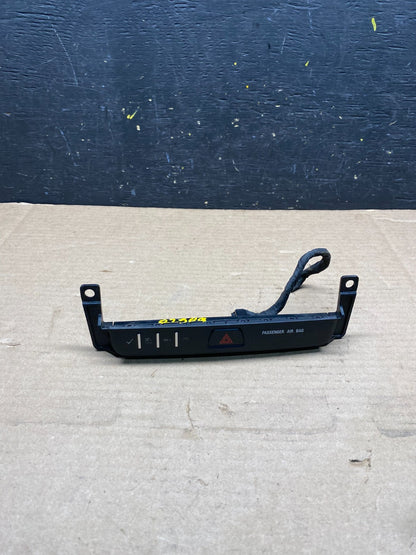 2013 - 2017 Buick Enclave Center Dash Hazard Waring Multi Switch q2509 DG0