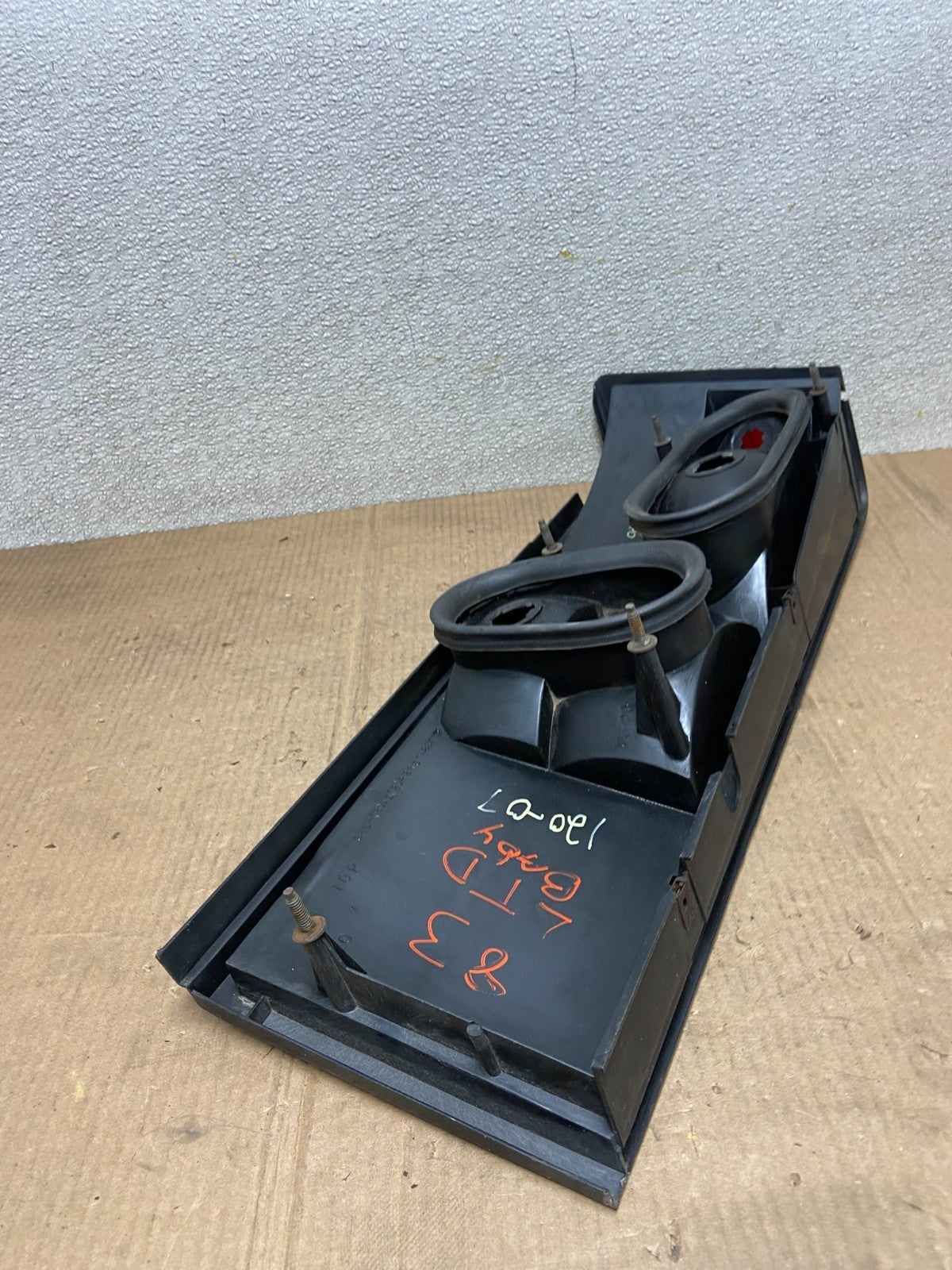 1984 1985 Ford LTD Left Driver Side Tail Light AA64178