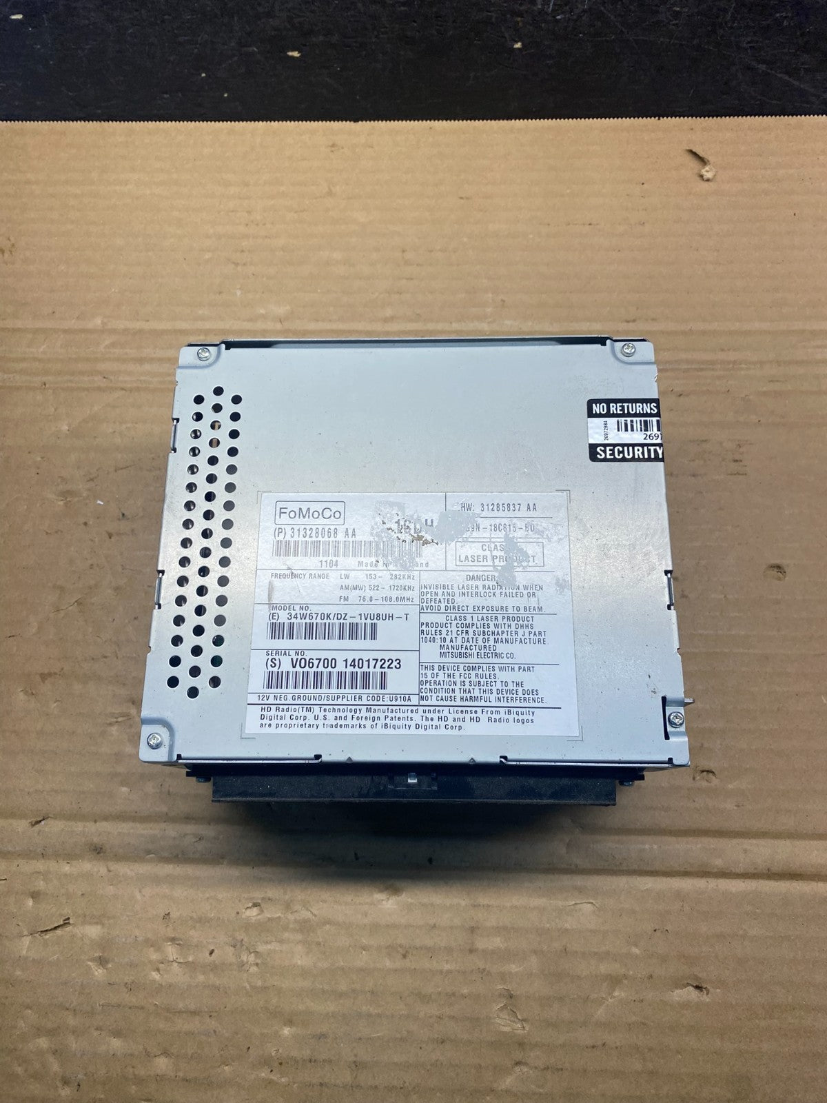 2010 to 2011 Volvo XC60 Climate Control Radio Bezel Panel Trim ae4767 DG3