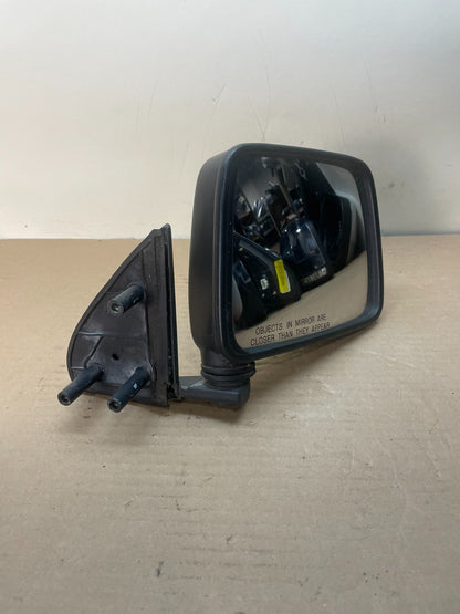 2000 to 2004 Nissan Frontier Right Passenger Side View Door Mirror ah8815 DG2