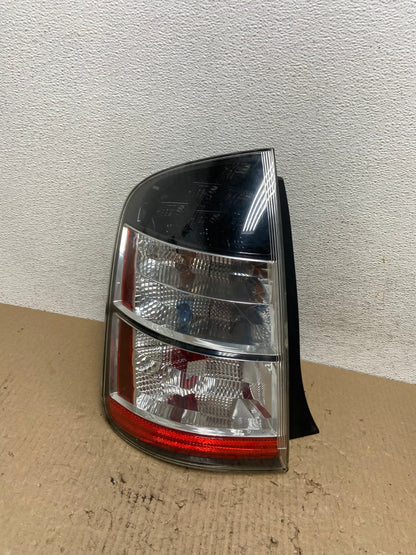 2004 2005 Toyota Prius Tail Light Left Driver Lh Side AF2936 LK0