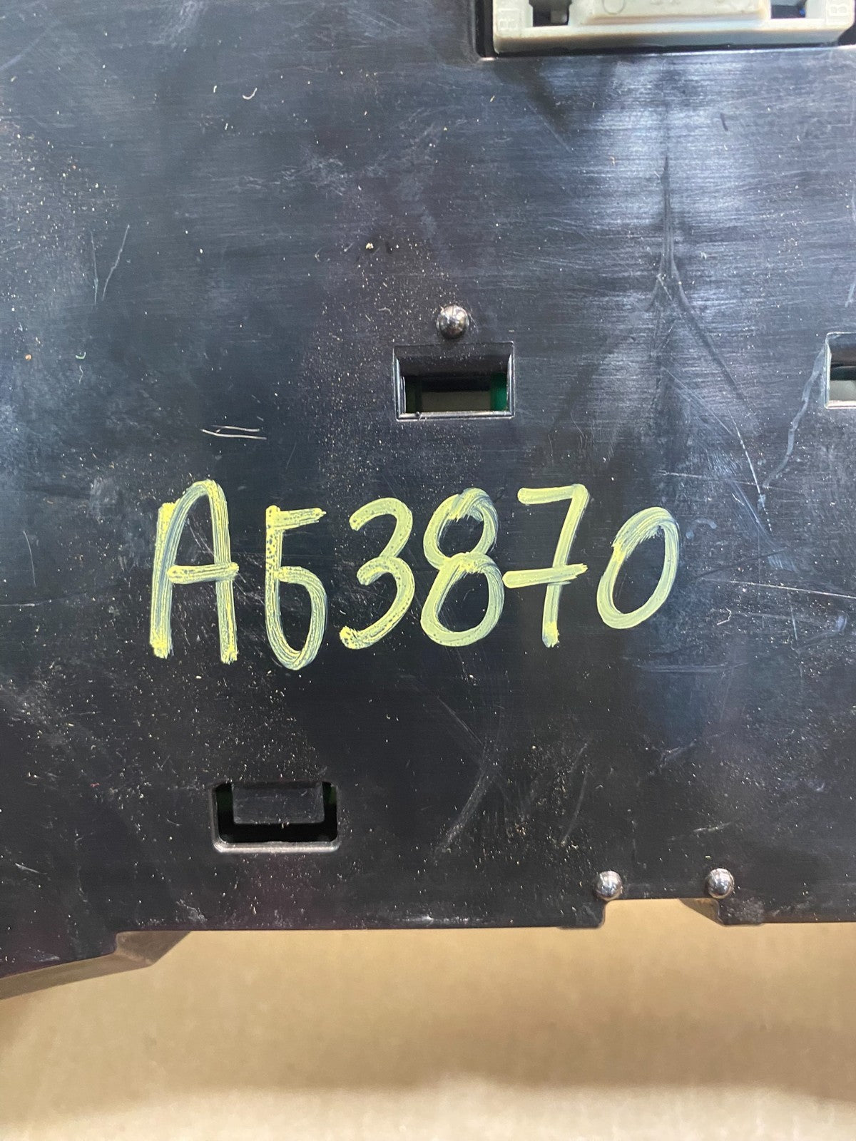 2003 to 2006 Chevrolet Silverado Speedometer Instrument Cluster AG3870 DG7