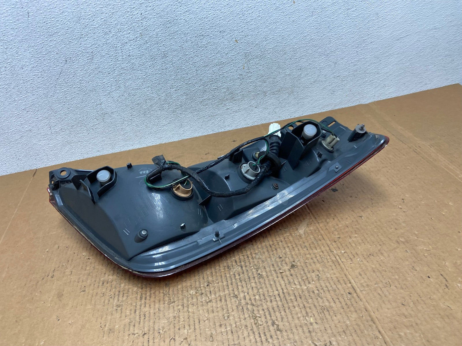 2003 2004 2005 Nissan Murano Left Driver Lh Side Tail Light AE2666 LK6