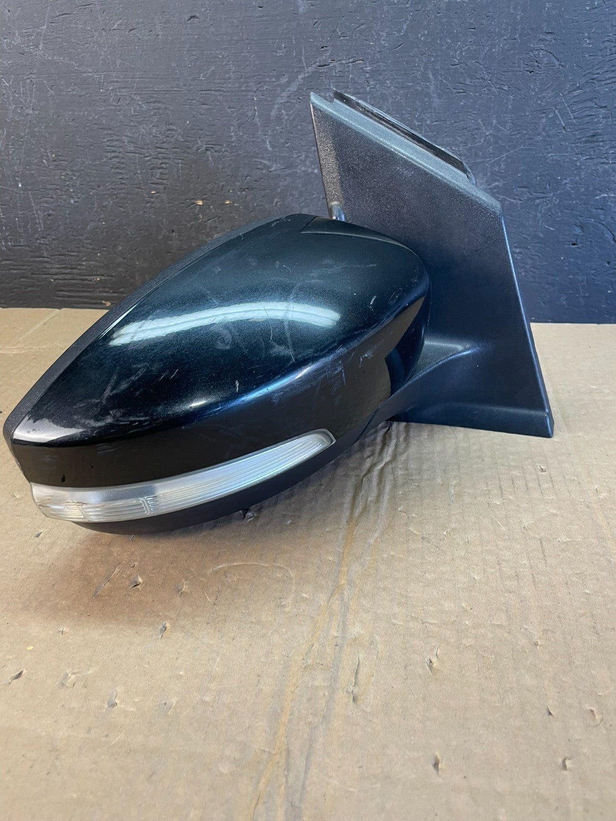 2013 - 2017 Ford Escape Right Passenger Power Door Turn Signal Mirror AC9795 DW1