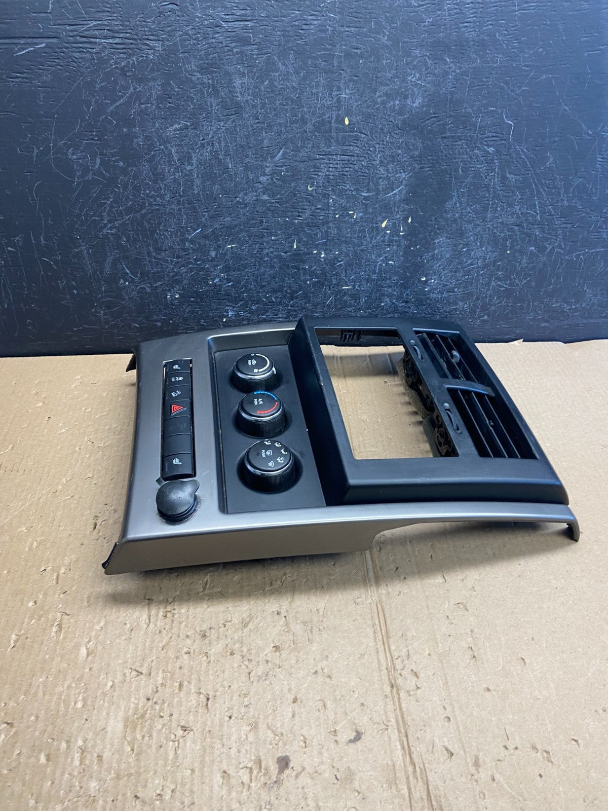 2008 to 2012 Jeep Liberty Dash Climate Temperature Control Radio Bezel AE4153 DG2