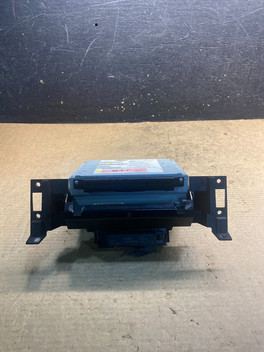 2012 to 2013 Land Rover Range Rover LR4 Radio Gps Cd Mechanism AA1854 DG0