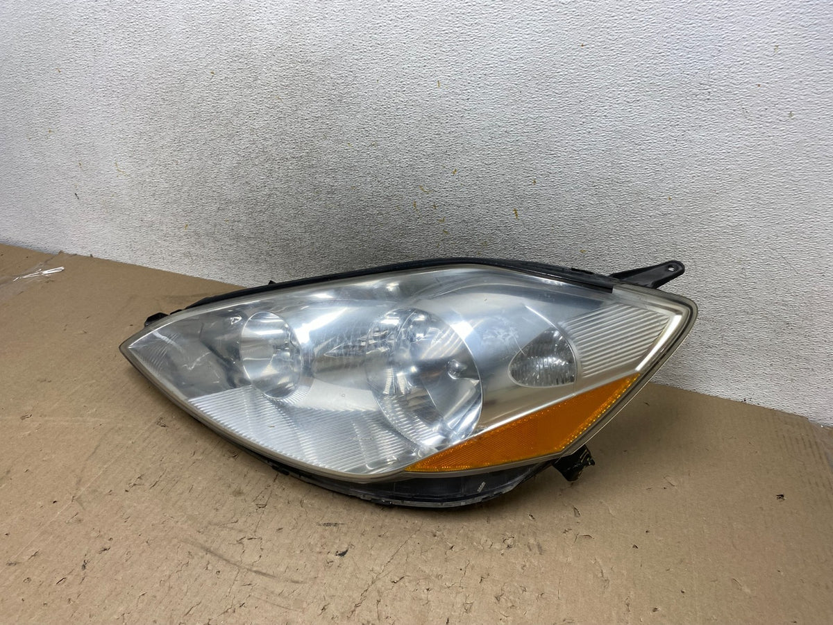 2006 to 2010 Toyota Sienna Left Driver Lh Side Headlight Halogen AH7635 DW2