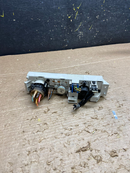 2001 - 2007 GMC Chevrolet Express 1500 Climate Control A/C w1947 DG3