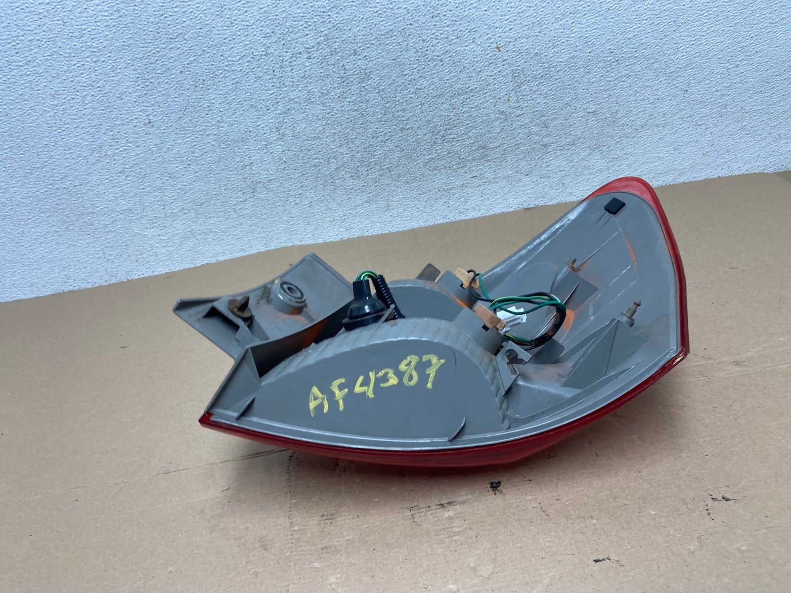 2008 to 2015 Nissan Rogue Left Driver Lh Side Tail Light AF4387 LK6