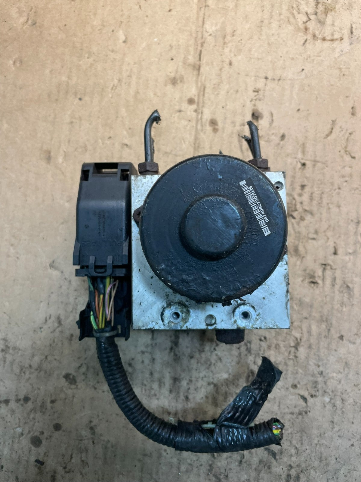 2002 2003 Ford Explorer ABS Anti Lock Brake Pump Module T2749 DG5
