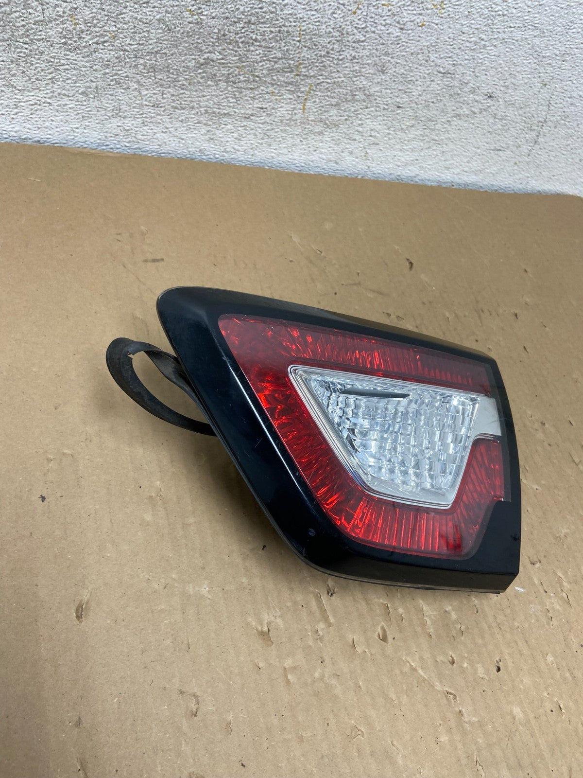 2013 - 2017 Chevrolet Traverse Right Passenger RH Inner Tail Light AH2678 DW1