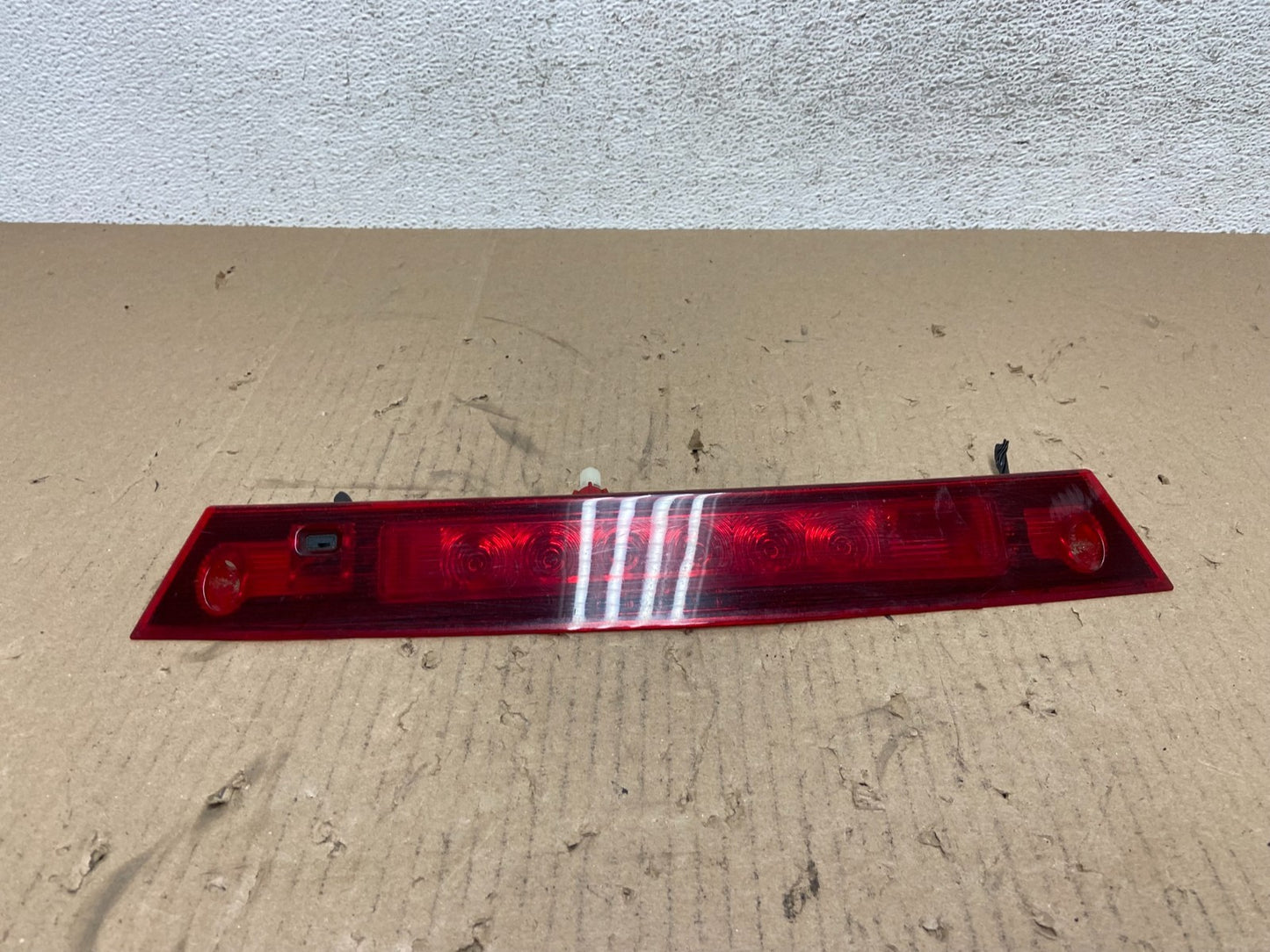 2007 to 2011 Ford Edge Rear Third Brake 3rd Light Lamp ae8754 DG0