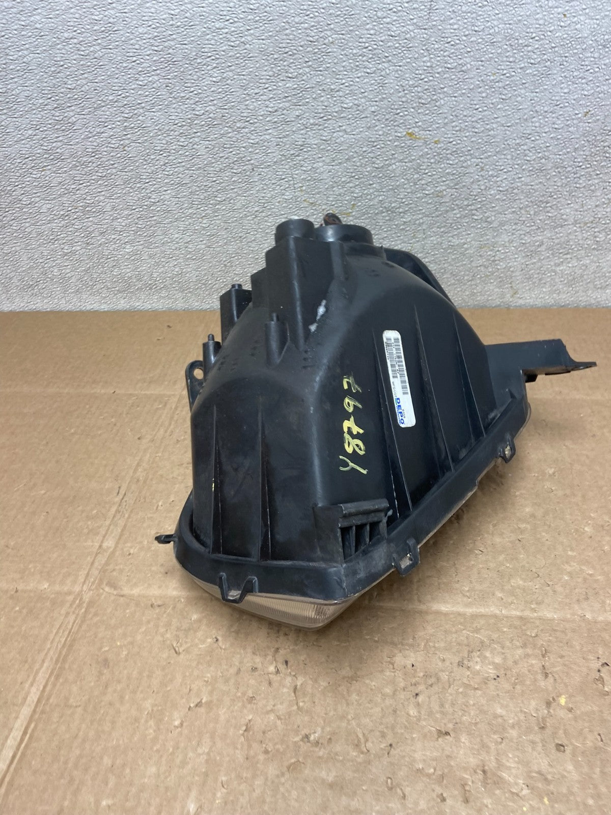 2001 - 2003 Toyota Rav4 Right Passenger RH Side Headlight Halogen DEPO Y8797 DW8