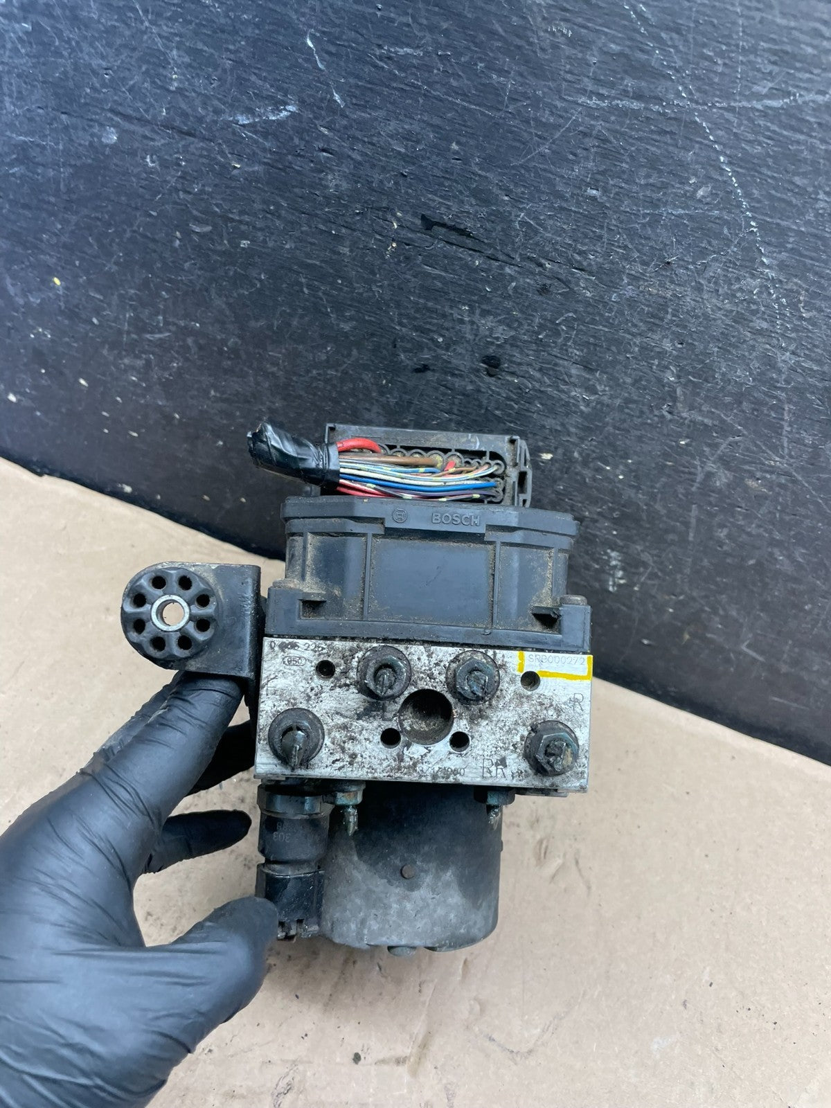 2003 - 2005 Land Rover Range Rover ABS Anti Lock Brake Pump Module S8259 DG2