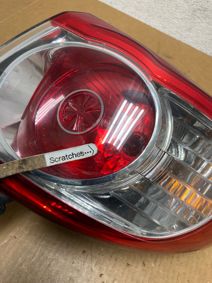2010 to 2012 Hyundai Santa Fe Right Passenger RH Tail Light AD9148 LK3
