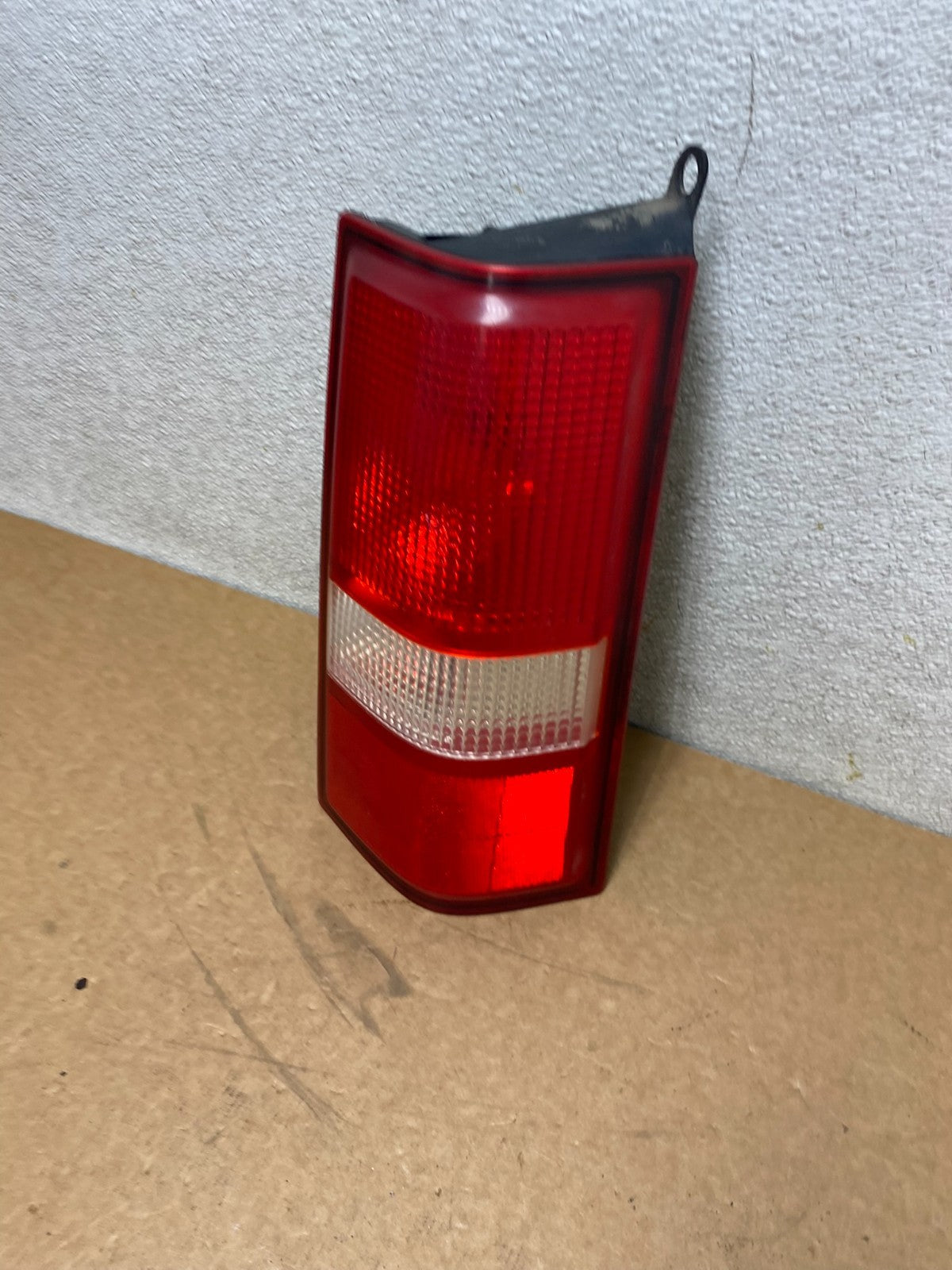 2003 2017 Chevrolet Express 1500 2500 3500 Right Passenger Tail Light S5462 DW1