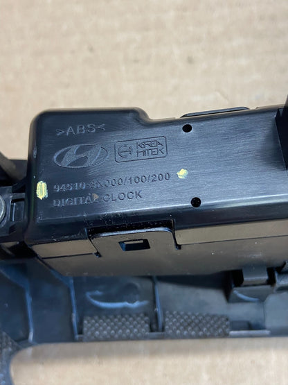 2011-2013 Hyundai Elantra Dash Radio Bezel Clock Display Trim ah3521 DG4