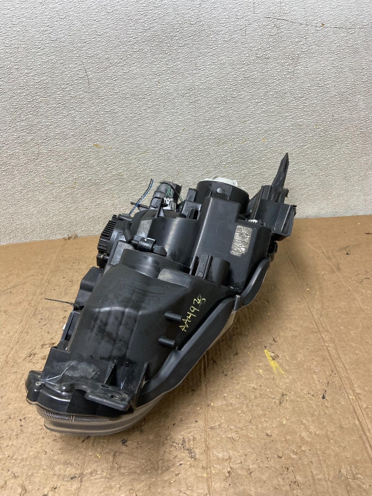 2009 - 2014 Nissan Maxima Headlight Left Driver Side Xenon HID AA49383