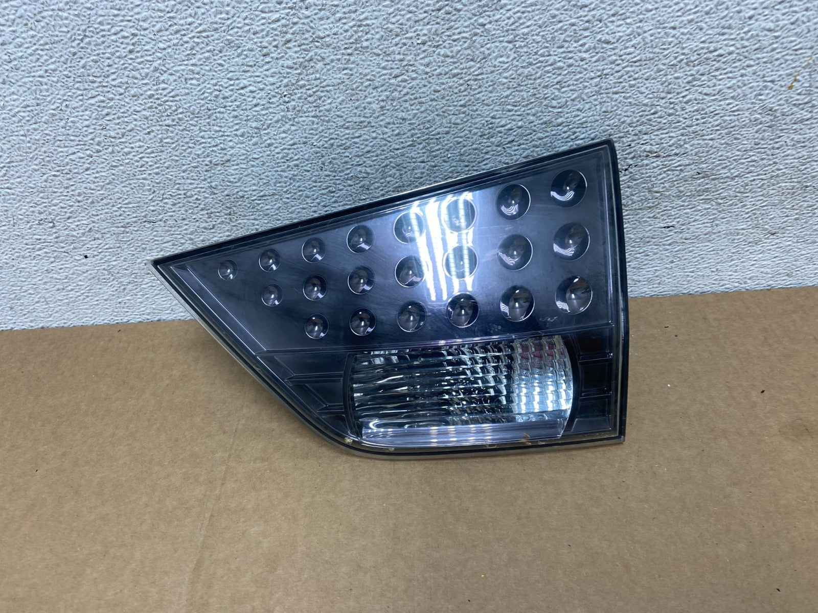 2007 to 2013 Mitsubishi Outlander Right Passenger Inner Tail Light AF9484 DW0