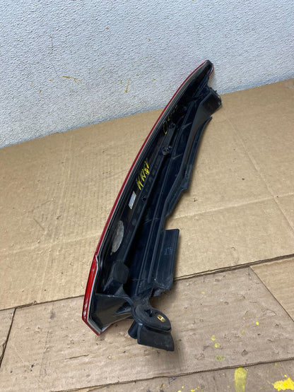 2003 to 2006 Volvo XC90 Right Passenger Side Upper Tail Light OEM O5237 DW6