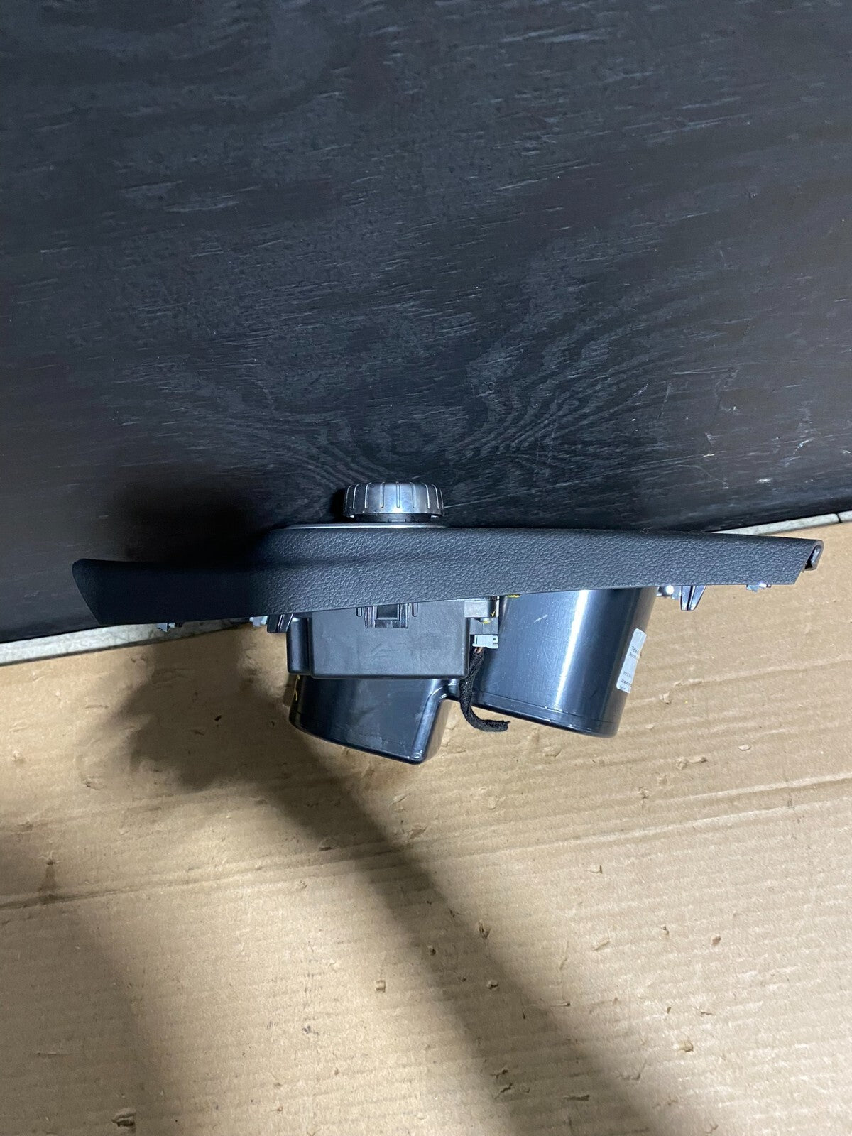 2015 to 2017 Mercedes Benz B250 Front Center Console with Controller D45871