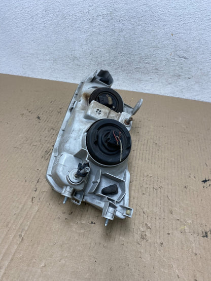 1997-2001 Lexus Es300 Right Passenger RH Headlight Halogen AF6001 DW7