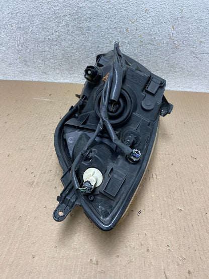 2006-2008 Toyota Yaris Hatchback Left Driver Halogen Headlight AJ2577 DW8