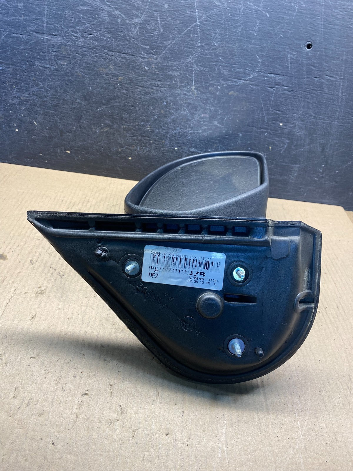2007-2013 Chevrolet Tahoe Silverado Suburban Right Passenger Mirror AH4557 DW3