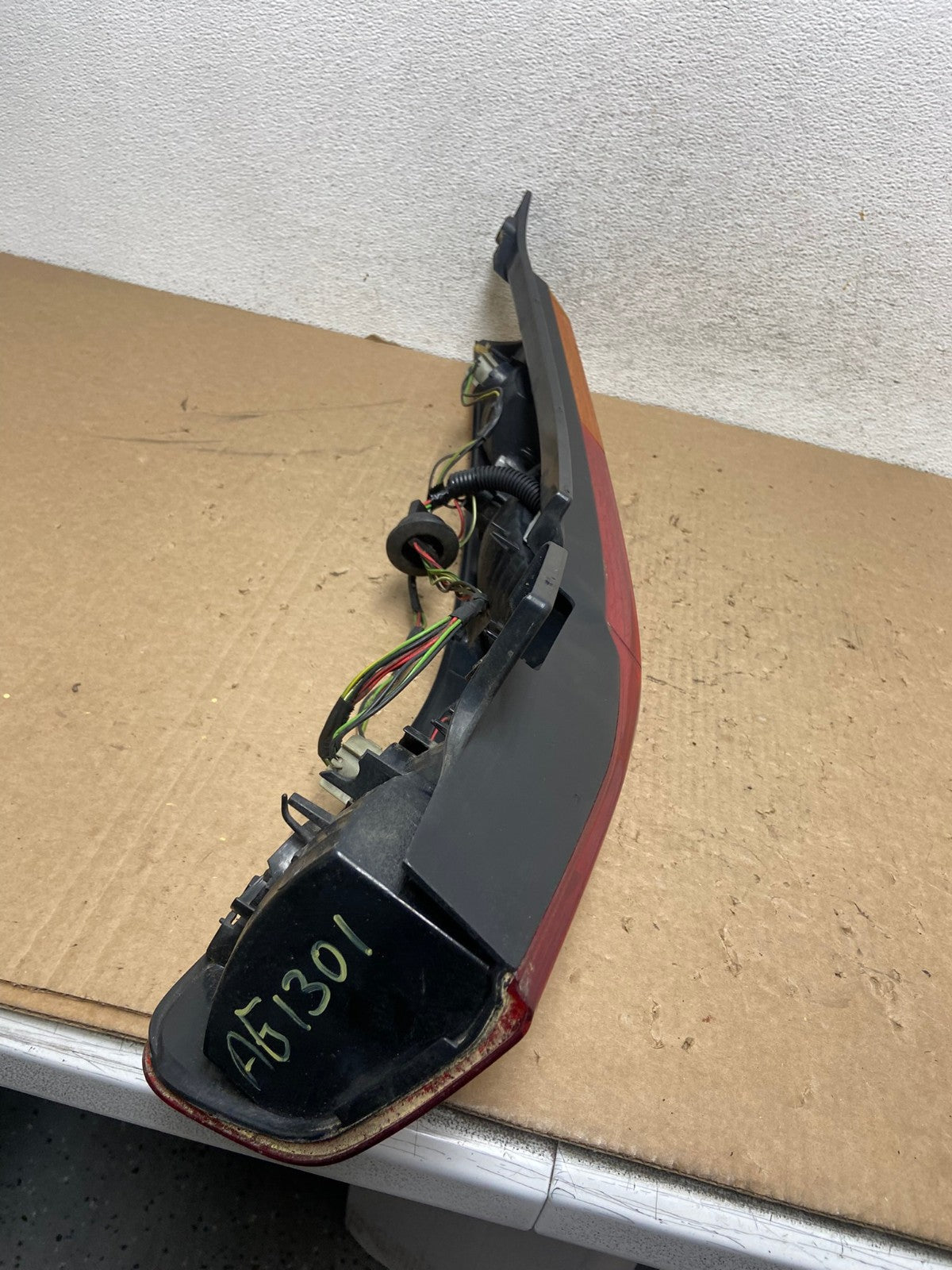 2002 - 2004 Honda Crv Cr-v Right Passenger Rh Side Tail Light AG1301 LK4