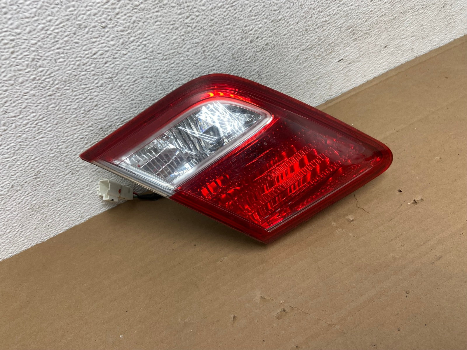 2007 2008 2009 Toyota Camry Left Driver Tail Light Trunk Lid Inner AD4145 LK2