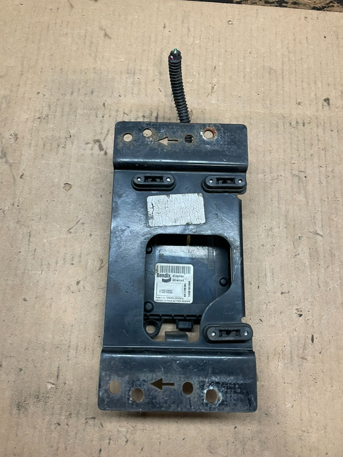 Bendix Paccar K096653H001 Wingman Front Radar Anti Collision Module AA2334 DG2
