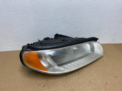 2008 to 2013 Volvo XC70 V70 S80 Right Passenger Side Halogen Headlight AC1502 DW2