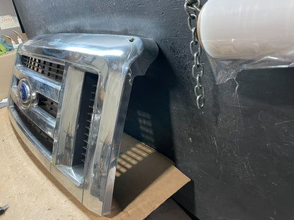 2008 to 2014 Ford Econoline E150 E250 Front Upper Chrome Grill Grille u6087 DG1