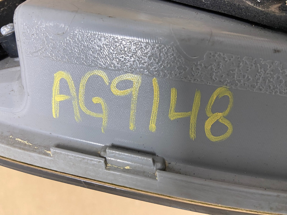 2006 to 2007 Lexus RX400H Right Passenger RH Side Inner Tail Light AG9148 LK6