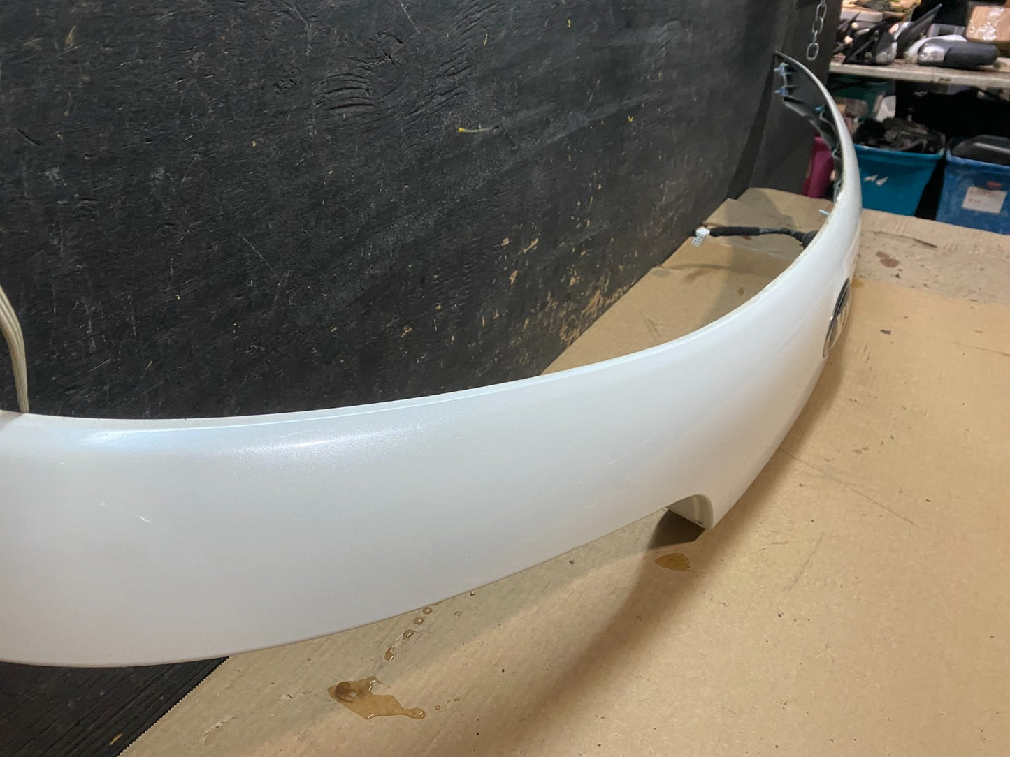 2014 to 2015 Kia Sorento Trunk Lid Emblem Molding Trim Oem V6934 DG2