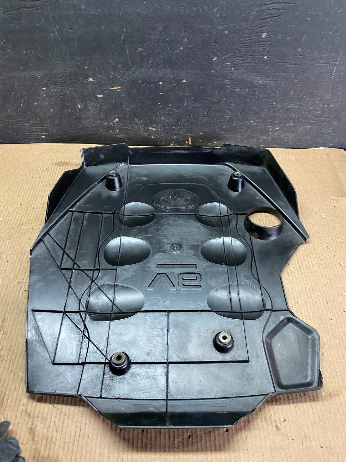 2003 to 2007 Infiniti FX35 M35 G35 V6 Engine Motor Cover OEM n8380 DG4