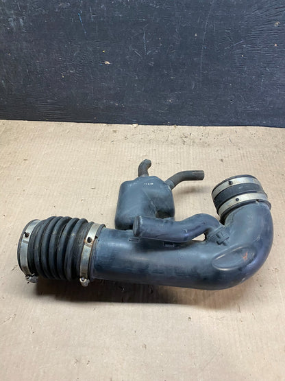 2009 to 2011 Kia Borrego Air Intake Pipe J0595 PS3