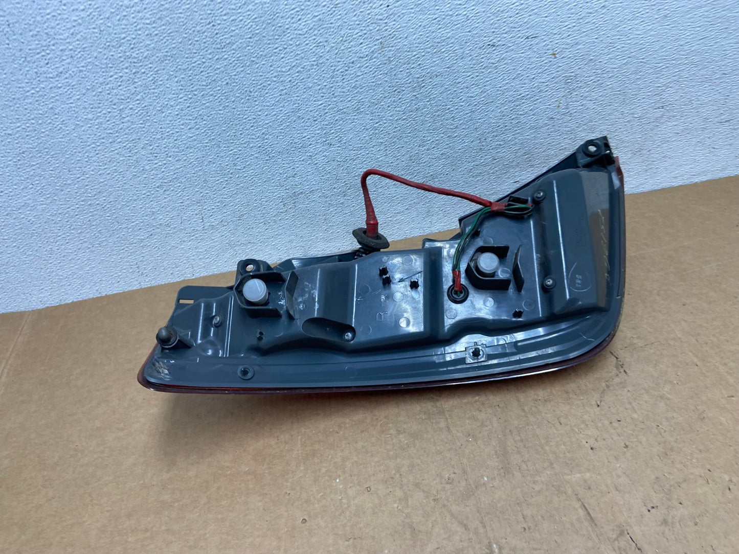 2006 to 2007 Nissan Murano Right Passenger Rh Side Tail Light AD6152 LK5