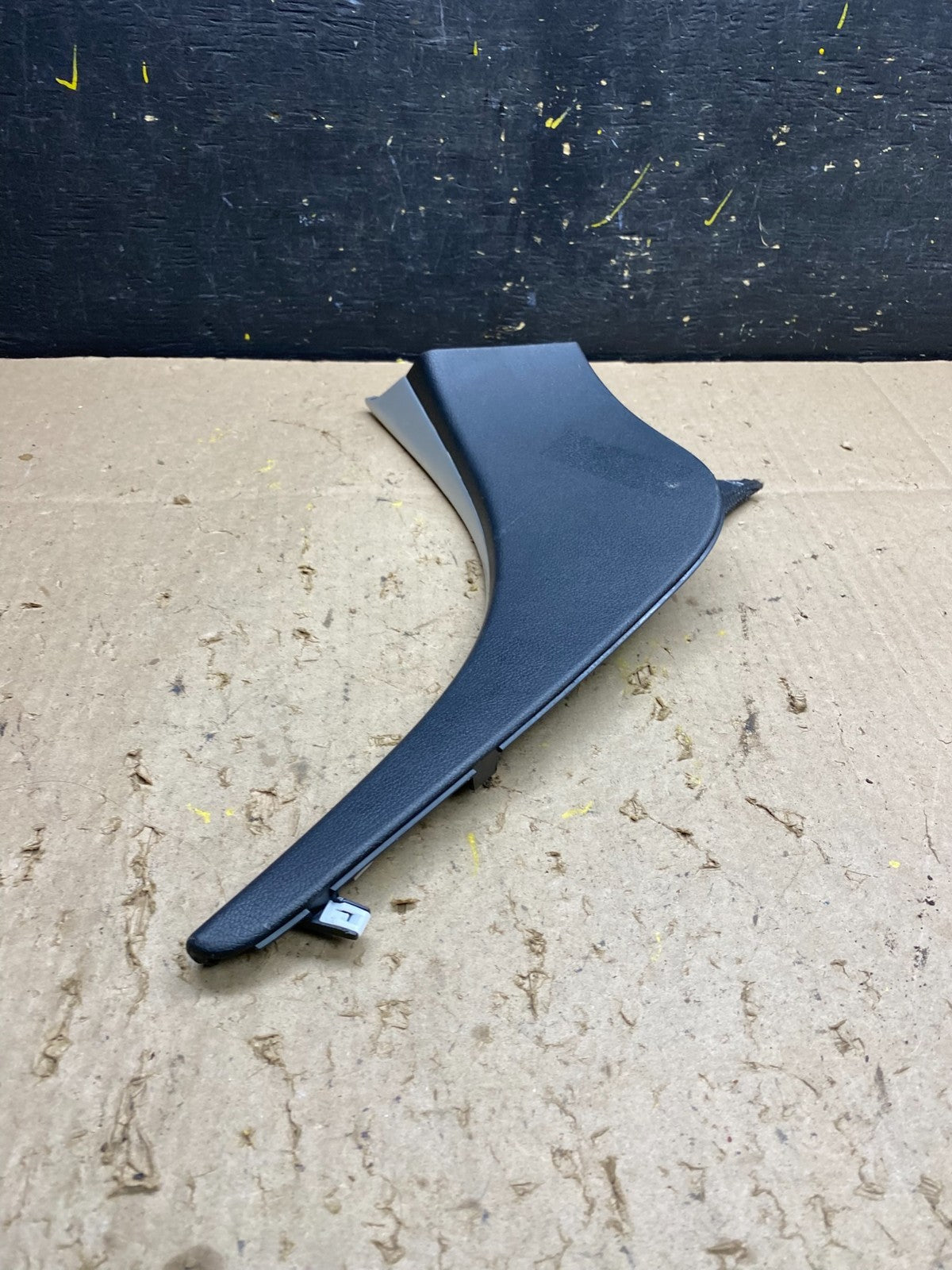 2011-2014 Hyundai Sonata Center Console Upper Right Trim Molding Bezel U5255 DG2
