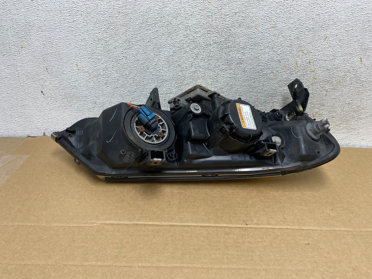 2002 to 2003 Acura TL Driver Left LH Side HID Xenon Headlight AH7720 DW5